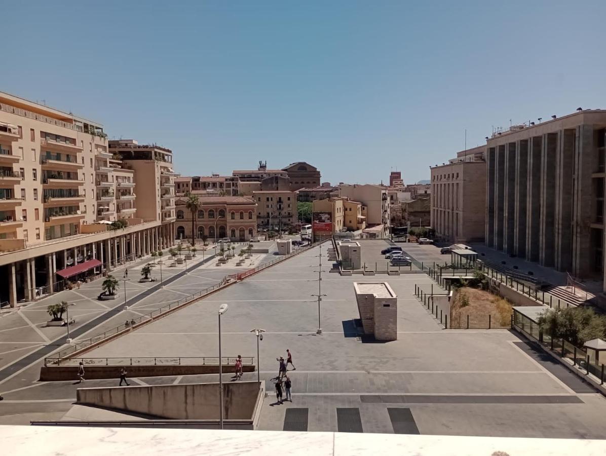 Casa Marianna Hotell Palermo Exteriör bild